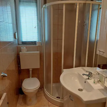 Mary Sea View & Private Parking